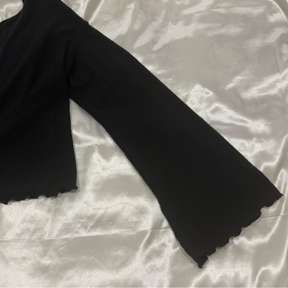 Project Social T Black Bell Sleeve Sweater XS Oversized Lettuce Trim Whimsigoth - Picture 8 of 9